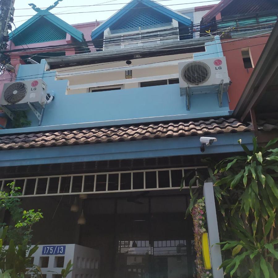 Hooman Hostel Chiang Mai Exterior photo